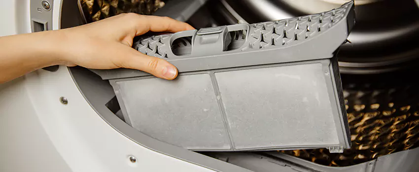 Signs Of A Clogged Dryer Lint Trap in Soledad, California